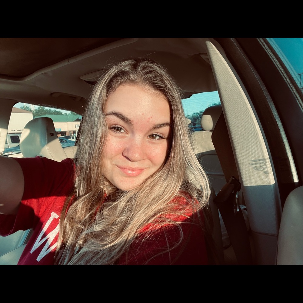 Meet your Posher, Hannah